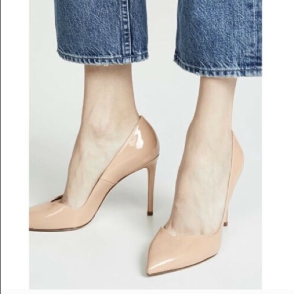 stuart weitzman adobe patent